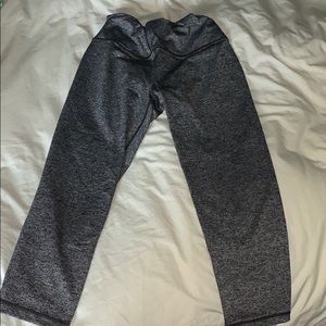 Victoria’s Secret Sport Cropped Leggings